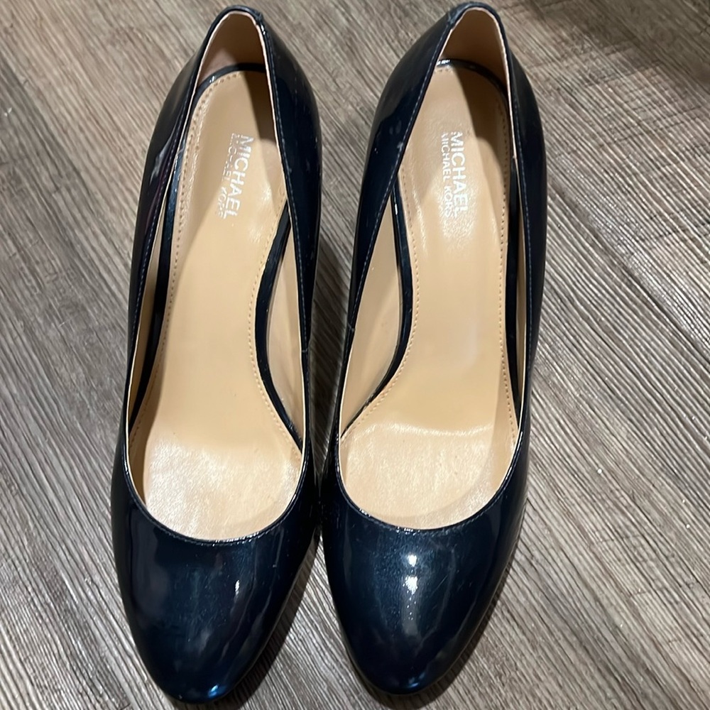 Michael Kors Navy Patent Leather High Heels